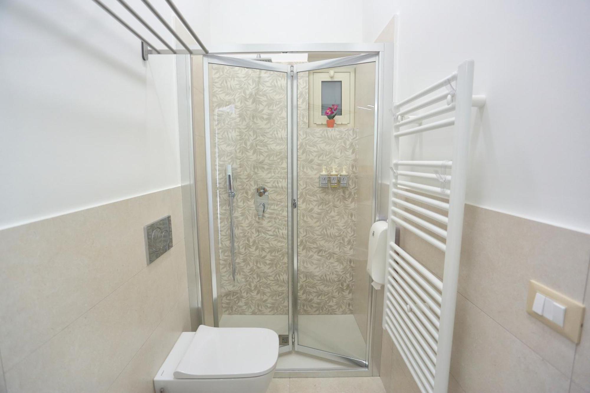 Theos Holidays Apartments جيارديني ناكسوس المظهر الخارجي الصورة