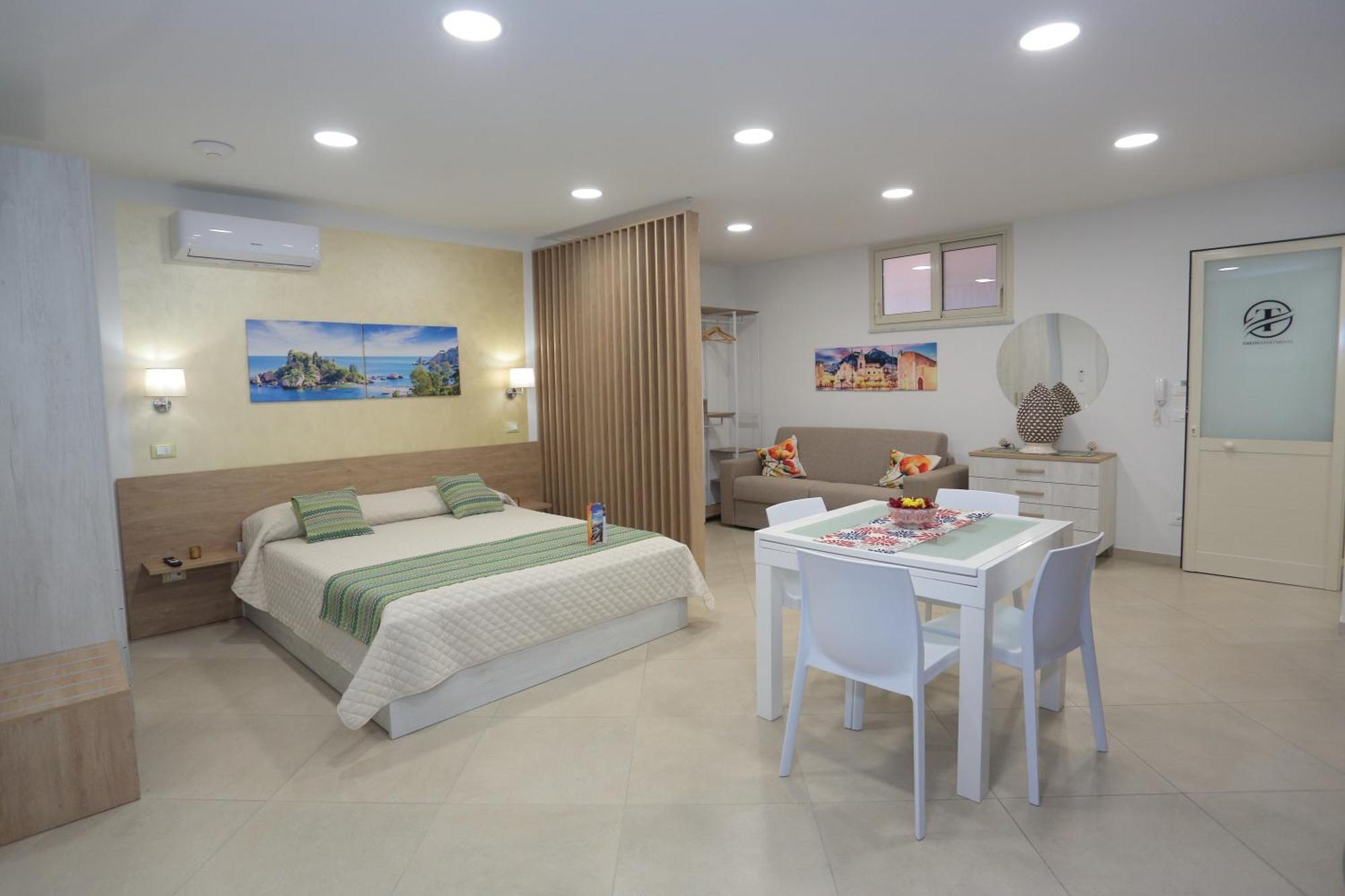 Theos Holidays Apartments جيارديني ناكسوس المظهر الخارجي الصورة
